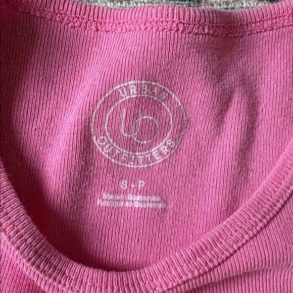 Urban Outfitters Pink Graphic Baby Tee - Picture 2 of 4